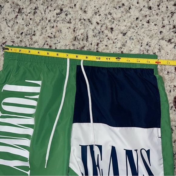 Tommy Hilfiger Jeans Slim Size Small 31” Swim Trunks Green Color Block Short - Picture 6 of 8